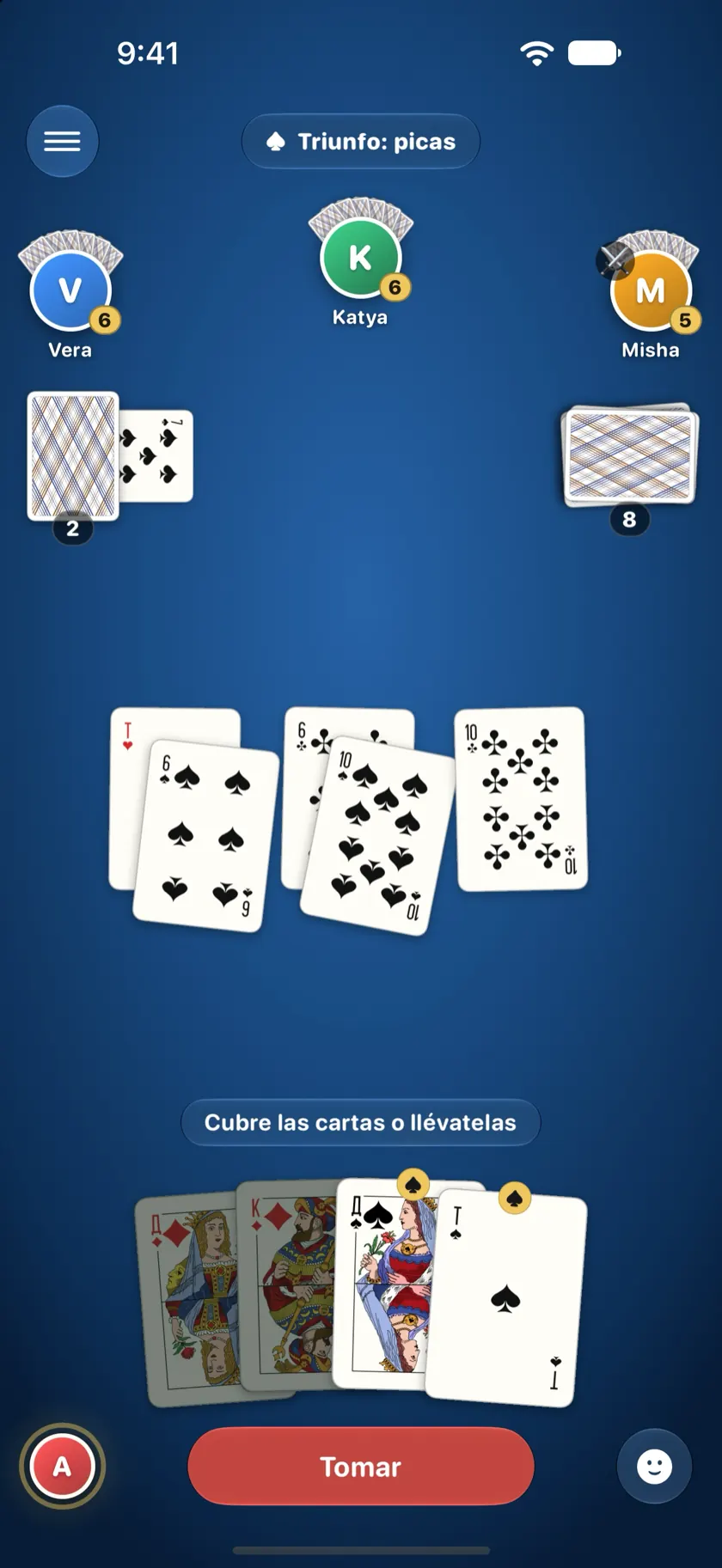 Local Durak en el iPhone de Alex: cuatro jugadores, tres ataques en la mesa y Alex defendiéndose con el as de triunfo